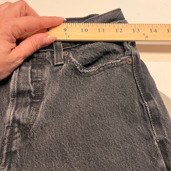 Levi’s Women’s Black Distressed Wedgie Straight Size 25 - Picture 10 of 12